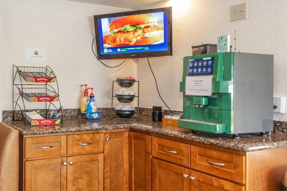 Coconut Cove All Suite Hotel Clearwater Beach Exterior foto