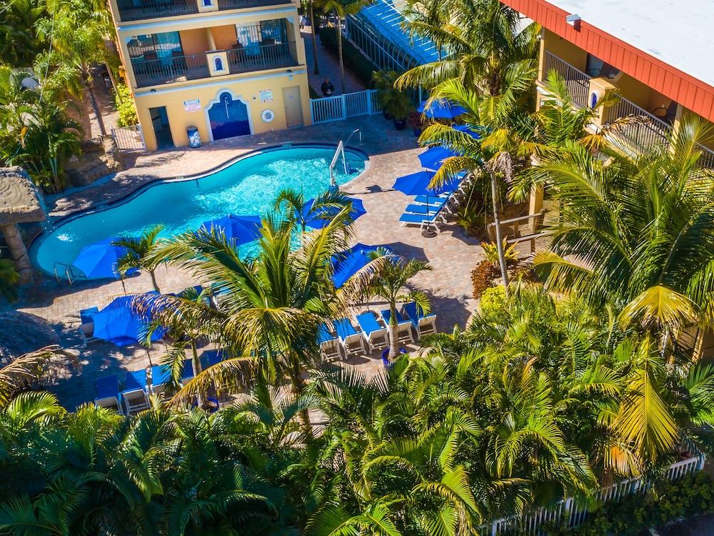 Coconut Cove All Suite Hotel Clearwater Beach Exterior foto