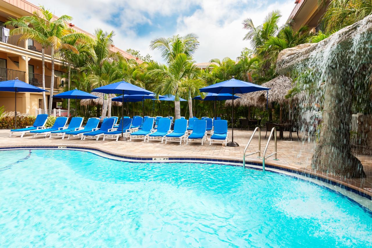 Coconut Cove All Suite Hotel Clearwater Beach Exterior foto