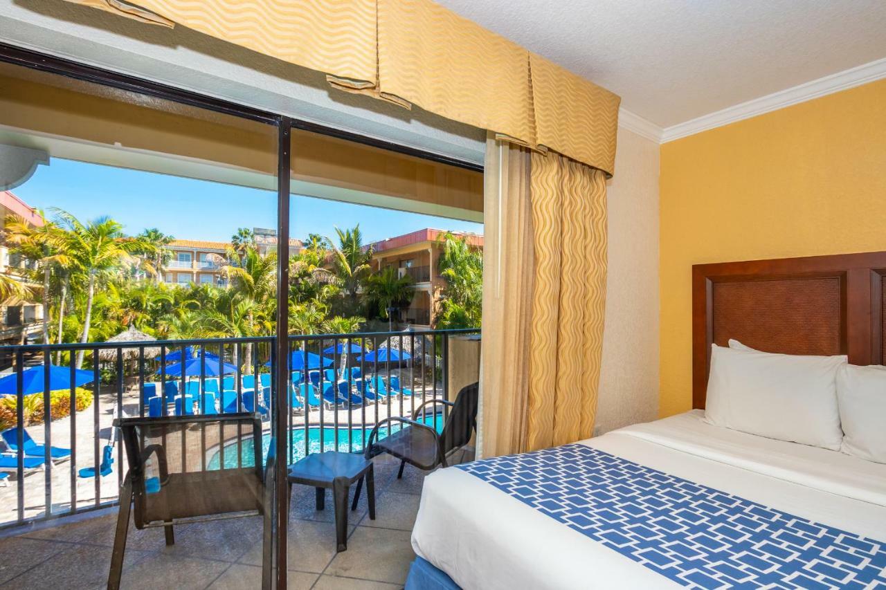 Coconut Cove All Suite Hotel Clearwater Beach Exterior foto