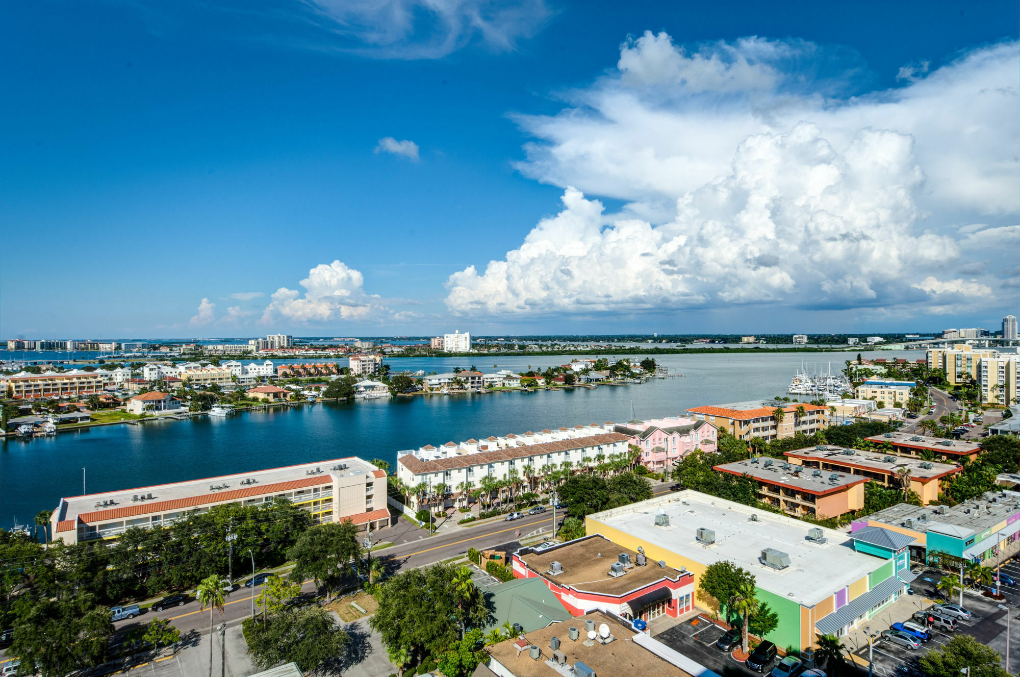 Coconut Cove All Suite Hotel Clearwater Beach Exterior foto