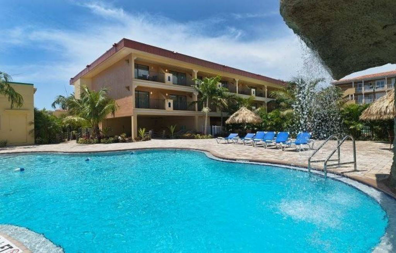 Coconut Cove All Suite Hotel Clearwater Beach Exterior foto